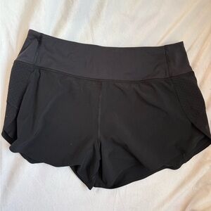 Athleta Run With It 3.5” Running Shorts Black XS Athletic Pocket